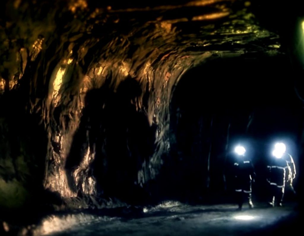 Mine de diamant inondée en Sibérie: 9 personnes portés disparus