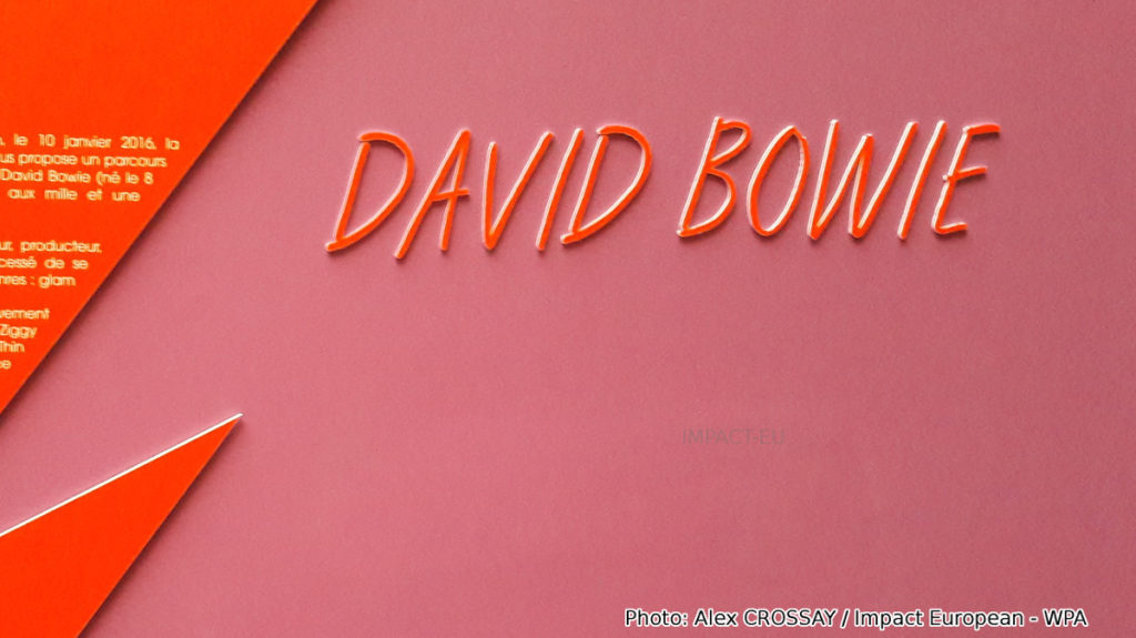bowie front