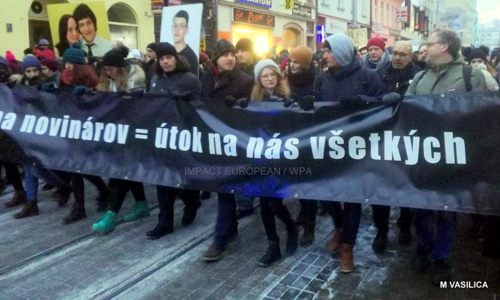 hommage aux Jan Kuciak et sa compagne Martina Kusnirova