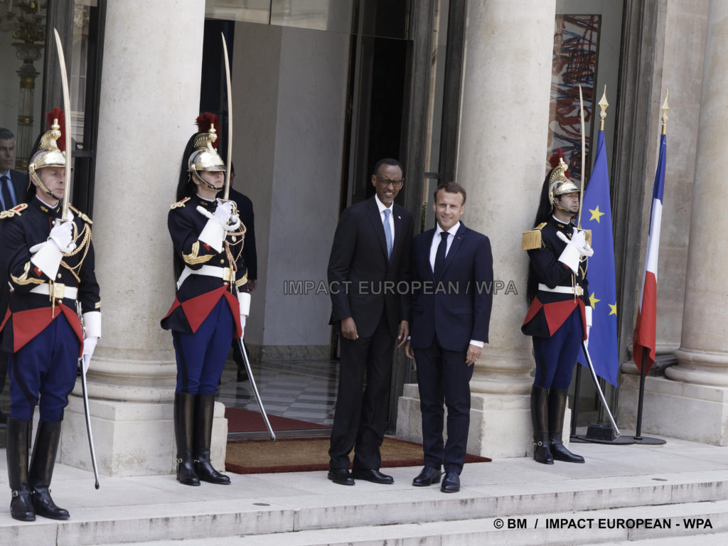 Emmanuel Macron,  Paul Kagame