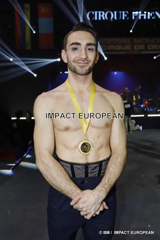 laureats cirque de demain 73