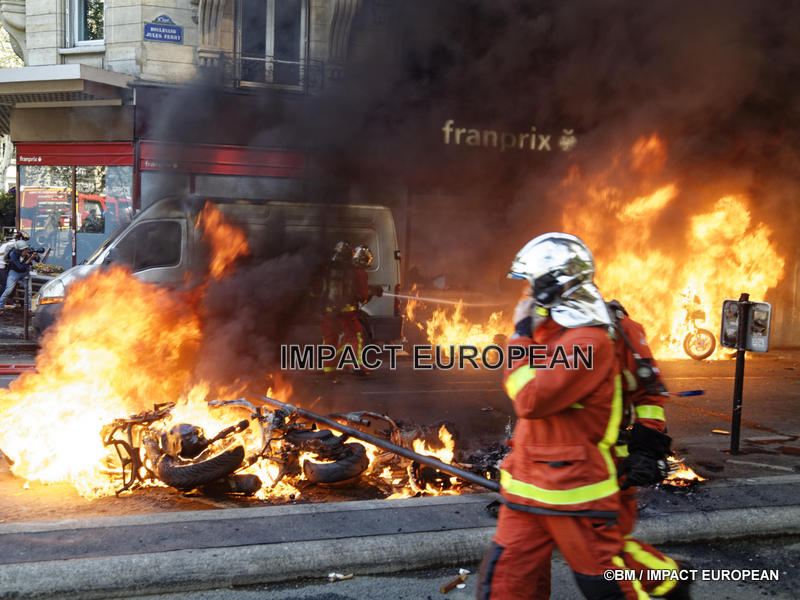 gilets jaunes act 23 05