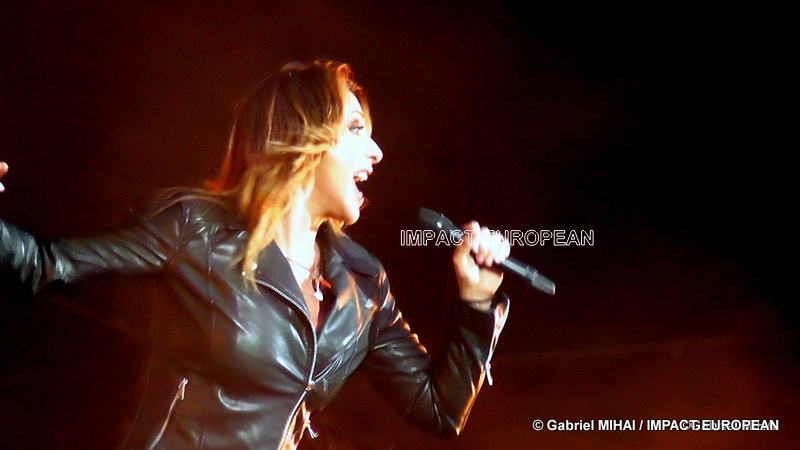 sabrina s- star 80 paris-001