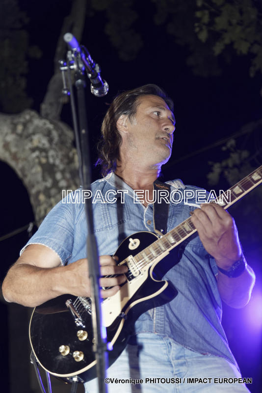 Le groupe Washing Blues en concert Place de la Marineà Agde le 14 juillet 2019