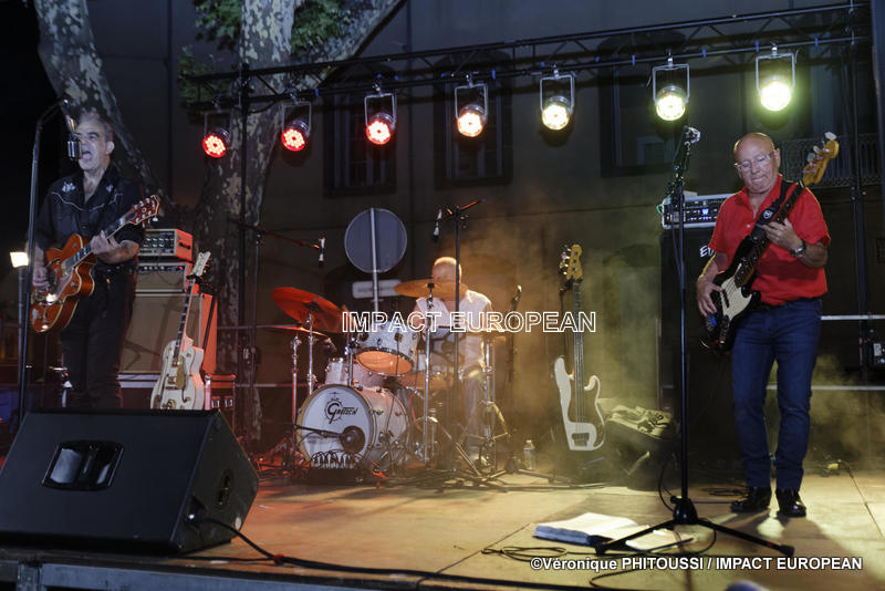 Le groupe Maddogz en concert, Place de la Marine à Agde le 16 juillet 2019