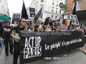 Marche-des-Fiertés-en-Banlieues-16-300x225