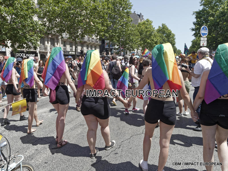 femen gay pride 2019 11