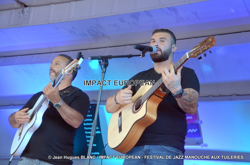 DSC_4861 choriste de Kengi et le petit fils de Manitas de Plata