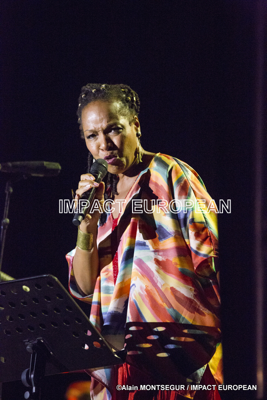 Lisa Simone en concert au Festival de l'Hospitalet