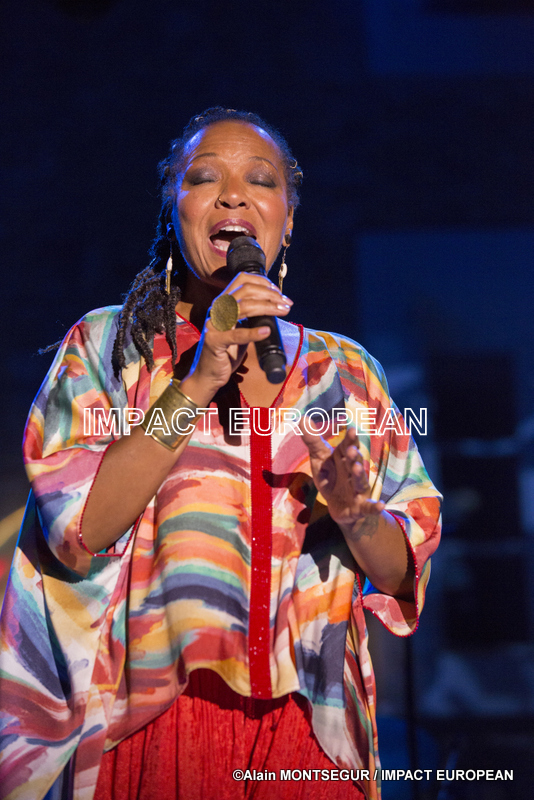 Lisa Simone en concert au Festival de l'Hospitalet