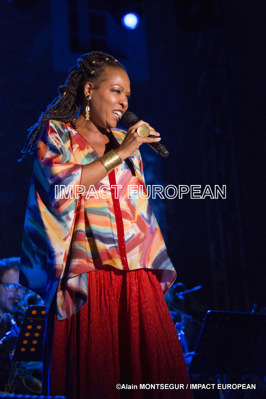 Lisa Simone en concert au Festival de l'Hospitalet