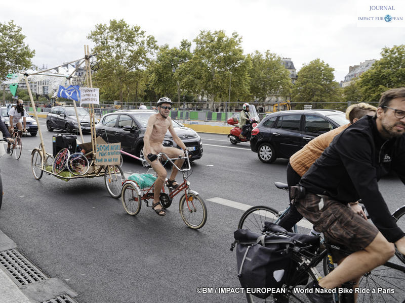 Manif Cyclo-nudiste 20