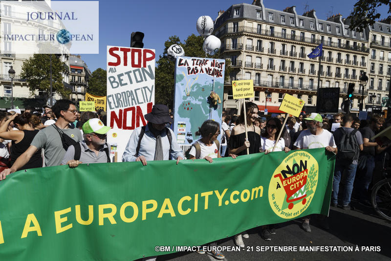 Manif climat justice et sociale 06