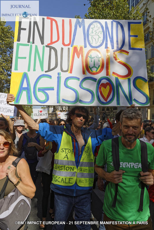 Manif climat justice et sociale 18
