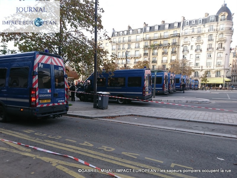 paris-les sapeurs-pompiers occupent la rue03
