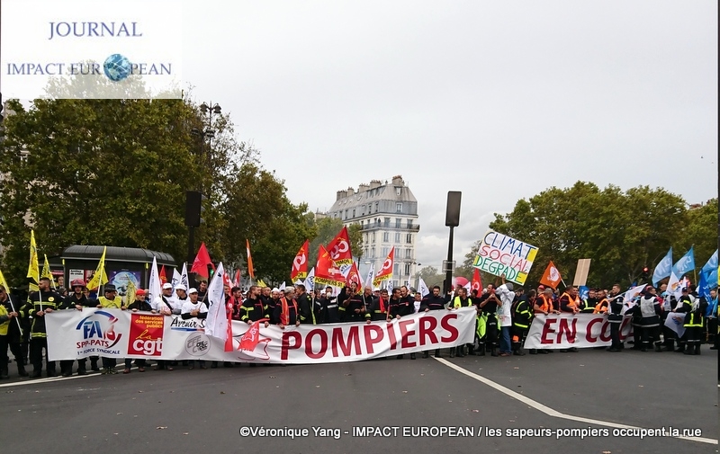 paris-les sapeurs-pompiers occupent la rue11