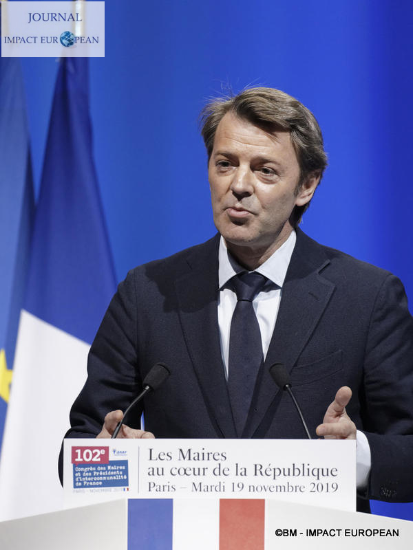 11-102eme congres des maires 11