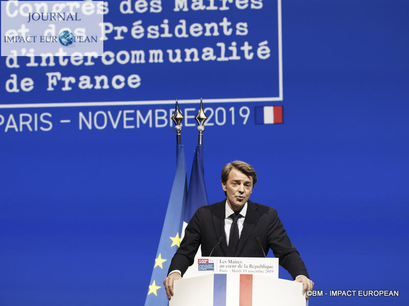 15-102eme congres des maires 15