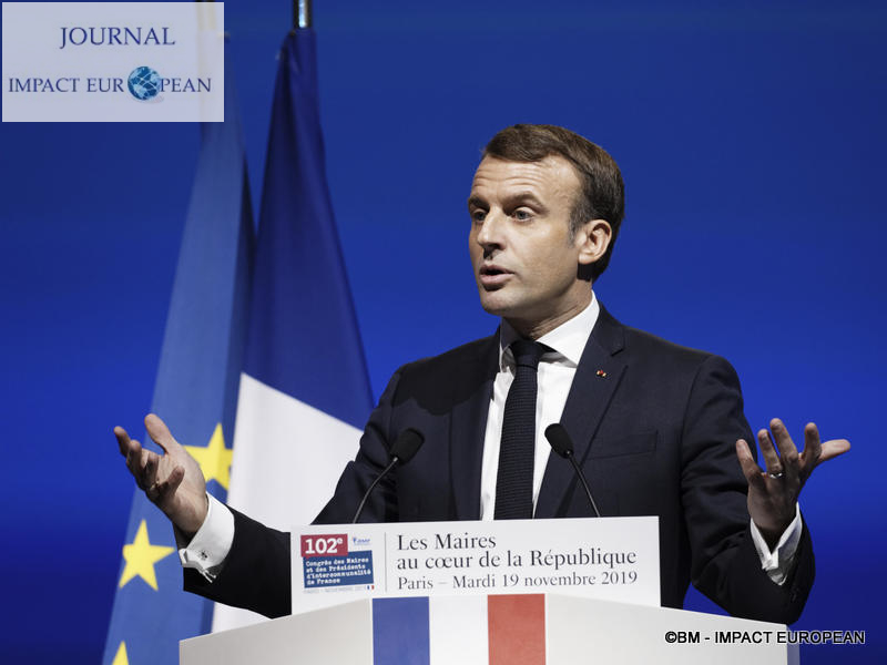 18-102eme congres des maires 18