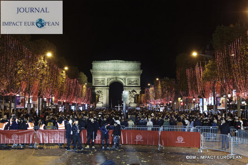 19-Ludivine Sagnier Champs-Elysées 21