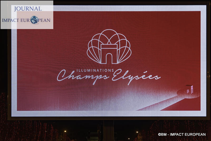 24-Ludivine Sagnier Champs-Elysées 26