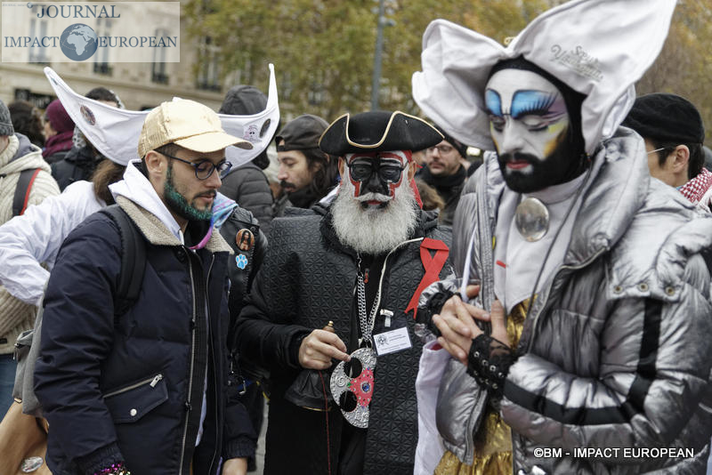 05-World AIDS Day 05