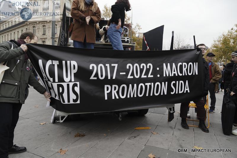 07-World AIDS Day 07