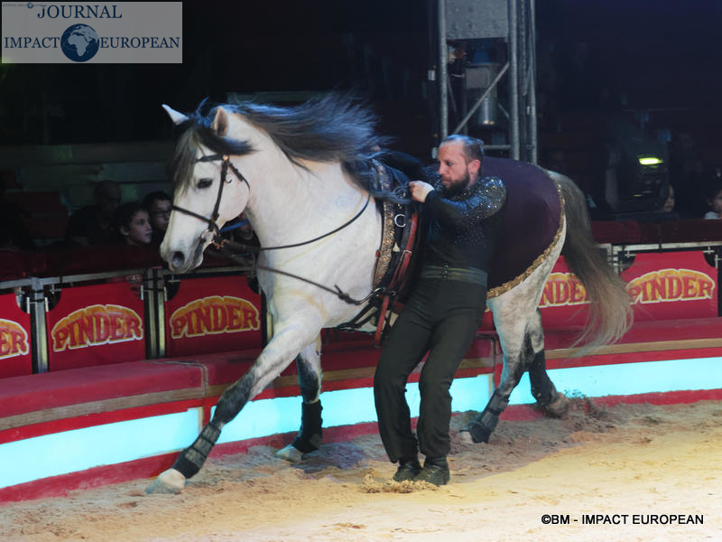 13-cirque Pinder dec 2019 13