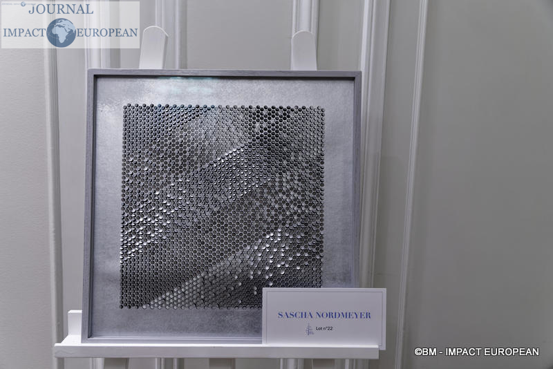 49-Plaza Athénée 19