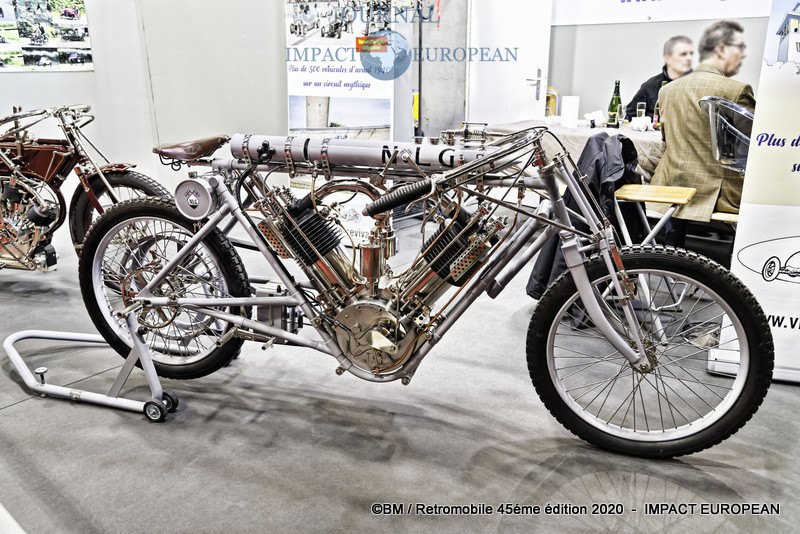 02-45eme retromobile 02