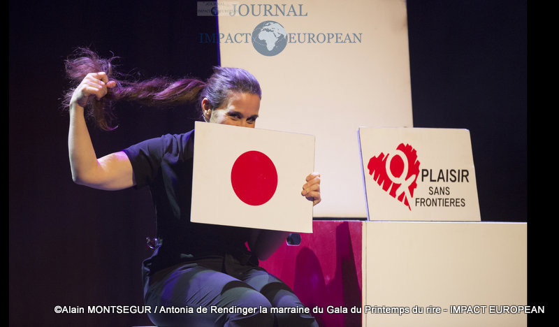 Antonia de Rendinger la marraine du Gala du Printemps du rire 8