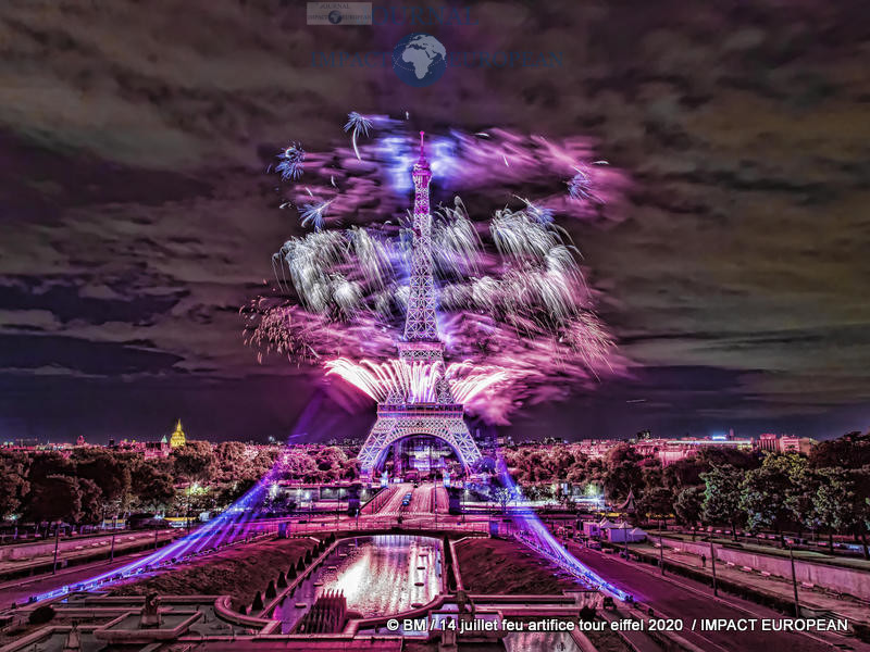 feu artifice tour eiffel 2020 02