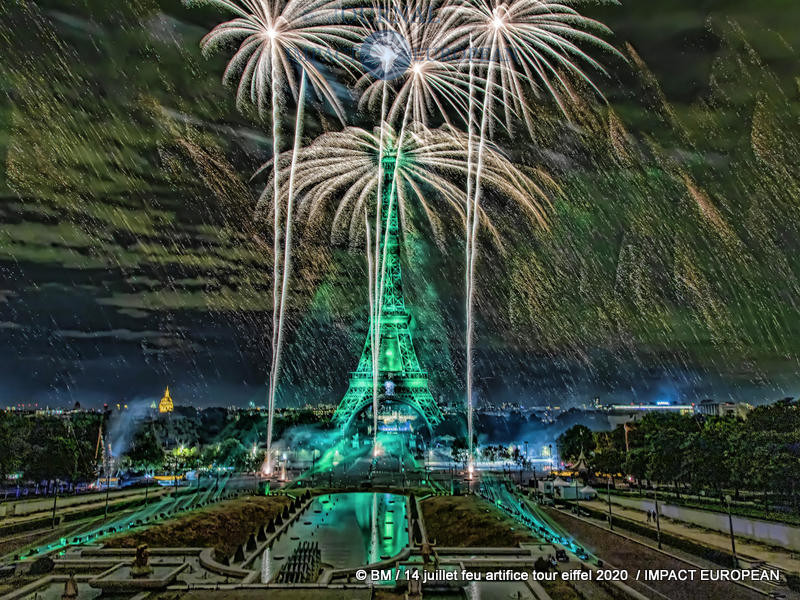 feu artifice tour eiffel 2020 11