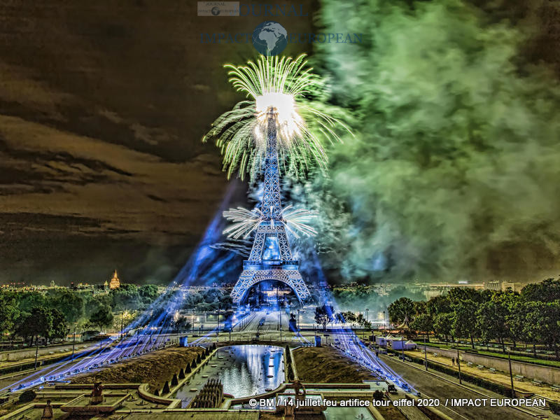 feu artifice tour eiffel 2020 36