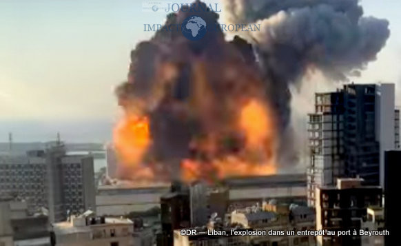 L'explosion dans un entrepôt au port à Beyrouth 8