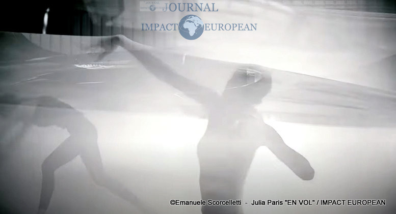 Julia Paris - En vol