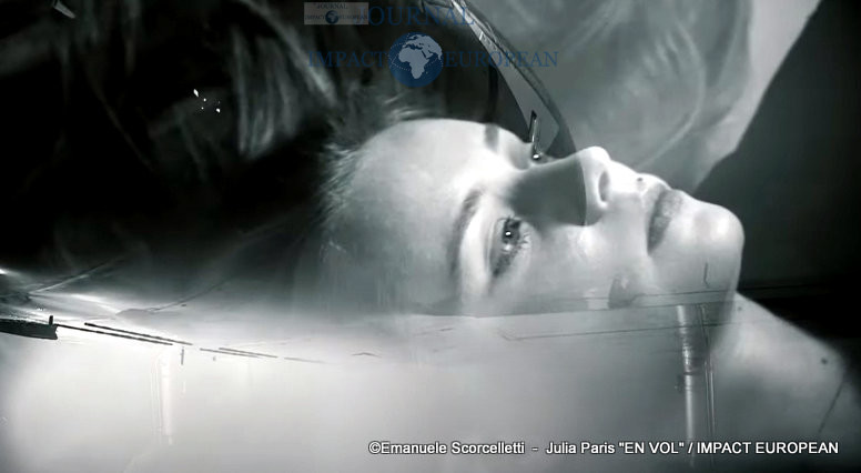 Julia Paris - En vol