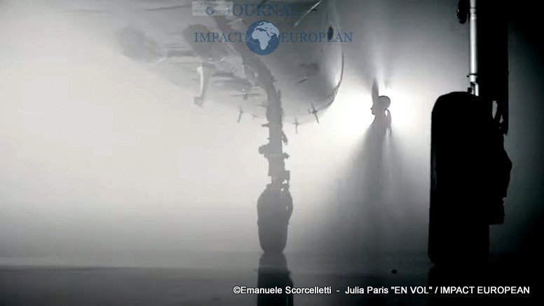 Julia Paris - En vol