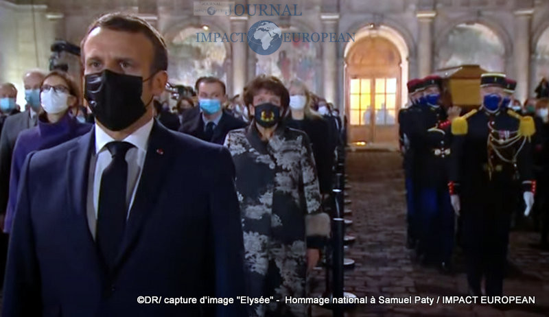 SAMUEL PATY HOMMAGE.2020 120557