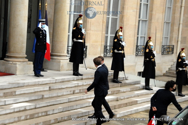 DSC_0010 ELYSEE MACRON et KURZ