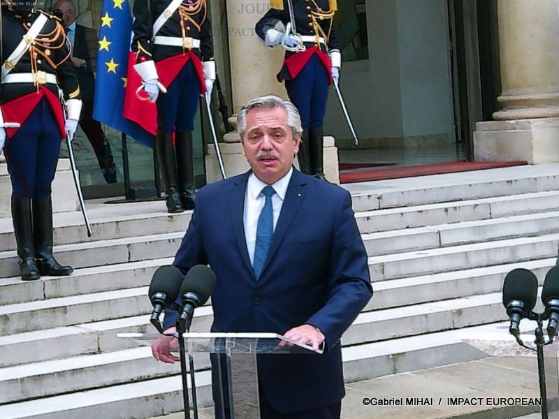 Alberto Angel FERNANDEZ