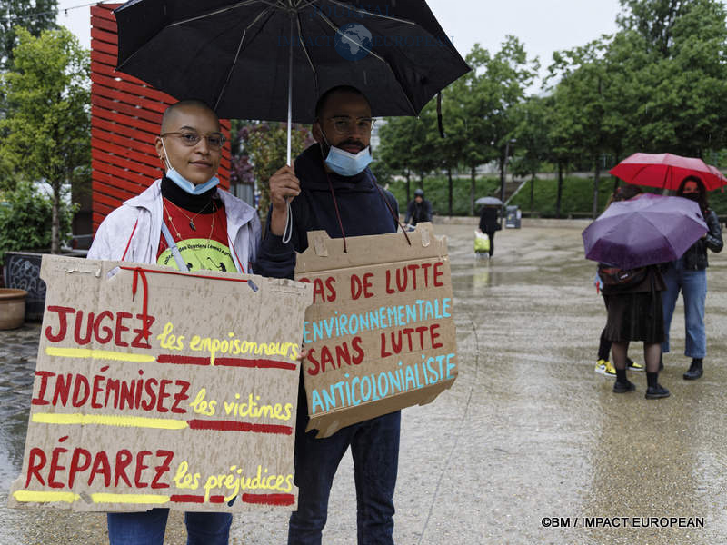 marche contre agrochimie 21