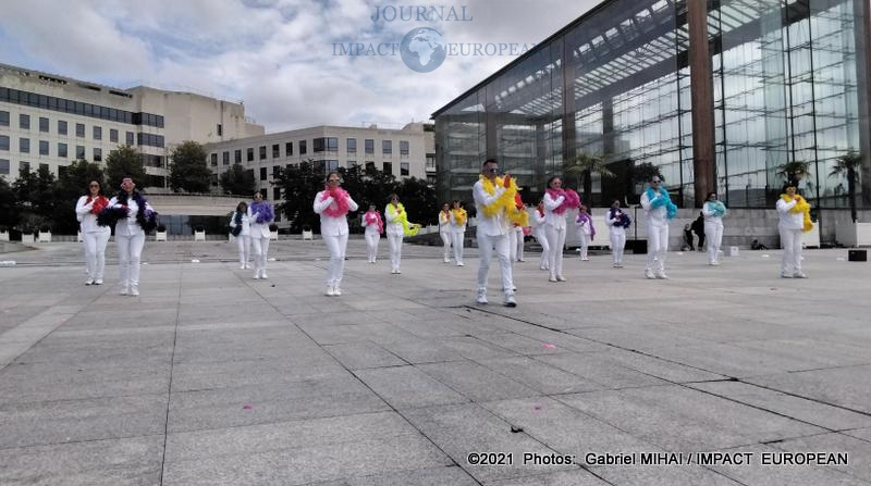 We Can Dance - LES AILES DU BONHEUR