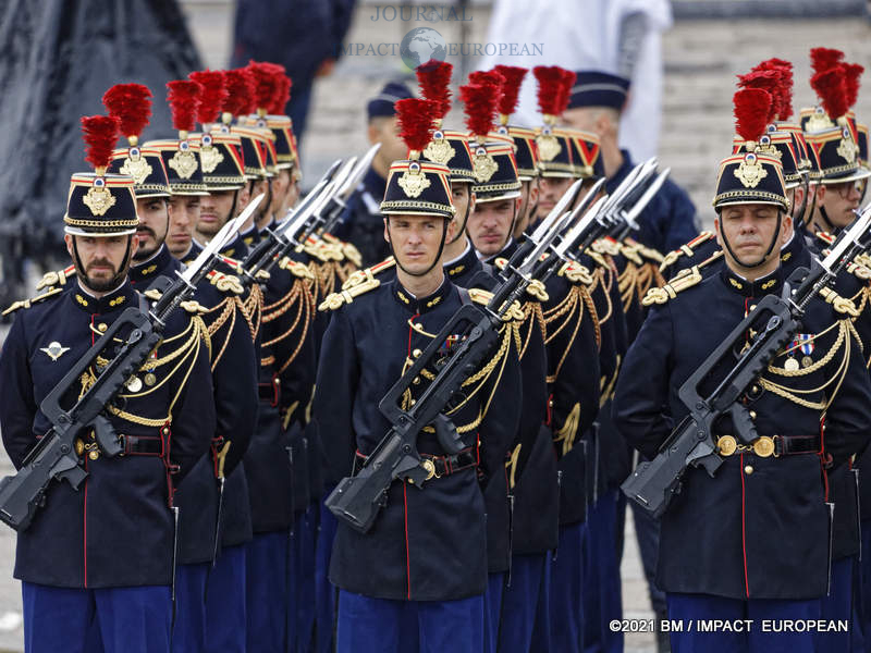 defile 14 juillet 2021 01