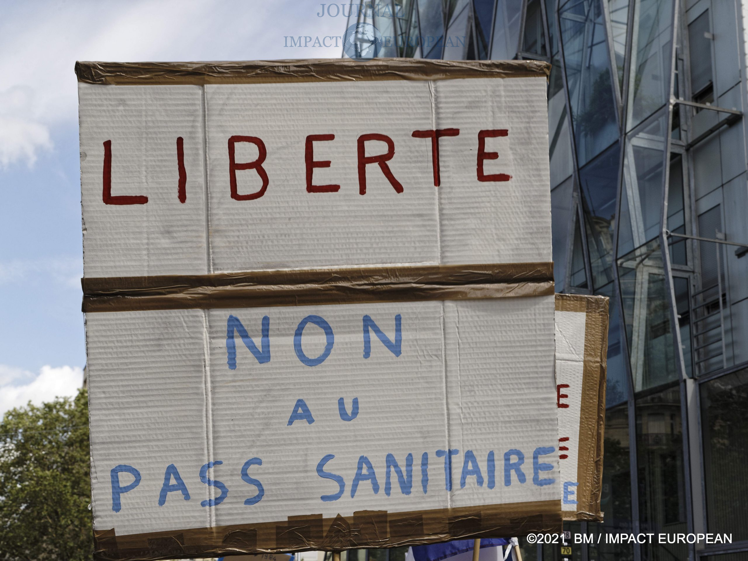 manif anti-pass Philippot 40