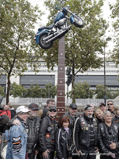 Esplanade Johnny-Hallyday 35