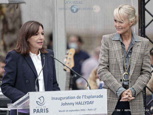 Esplanade Johnny-Hallyday 47