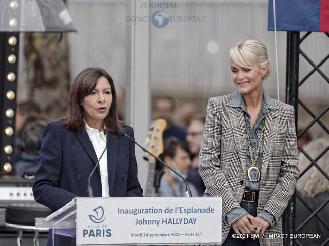 Esplanade Johnny-Hallyday 49