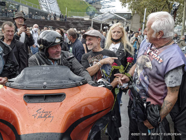 Esplanade Johnny-Hallyday 51