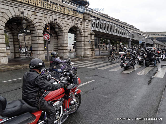 Esplanade Johnny-Hallyday 53